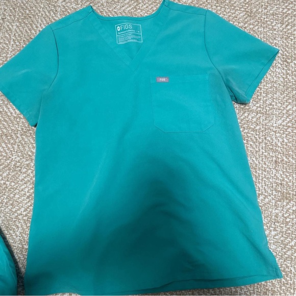 Figs Scrub Set - Picture 2 of 3